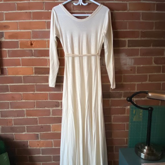 FLIP WRAP SIMPLICITY LONG DRESS- natural size medium - Picture 1 of 4